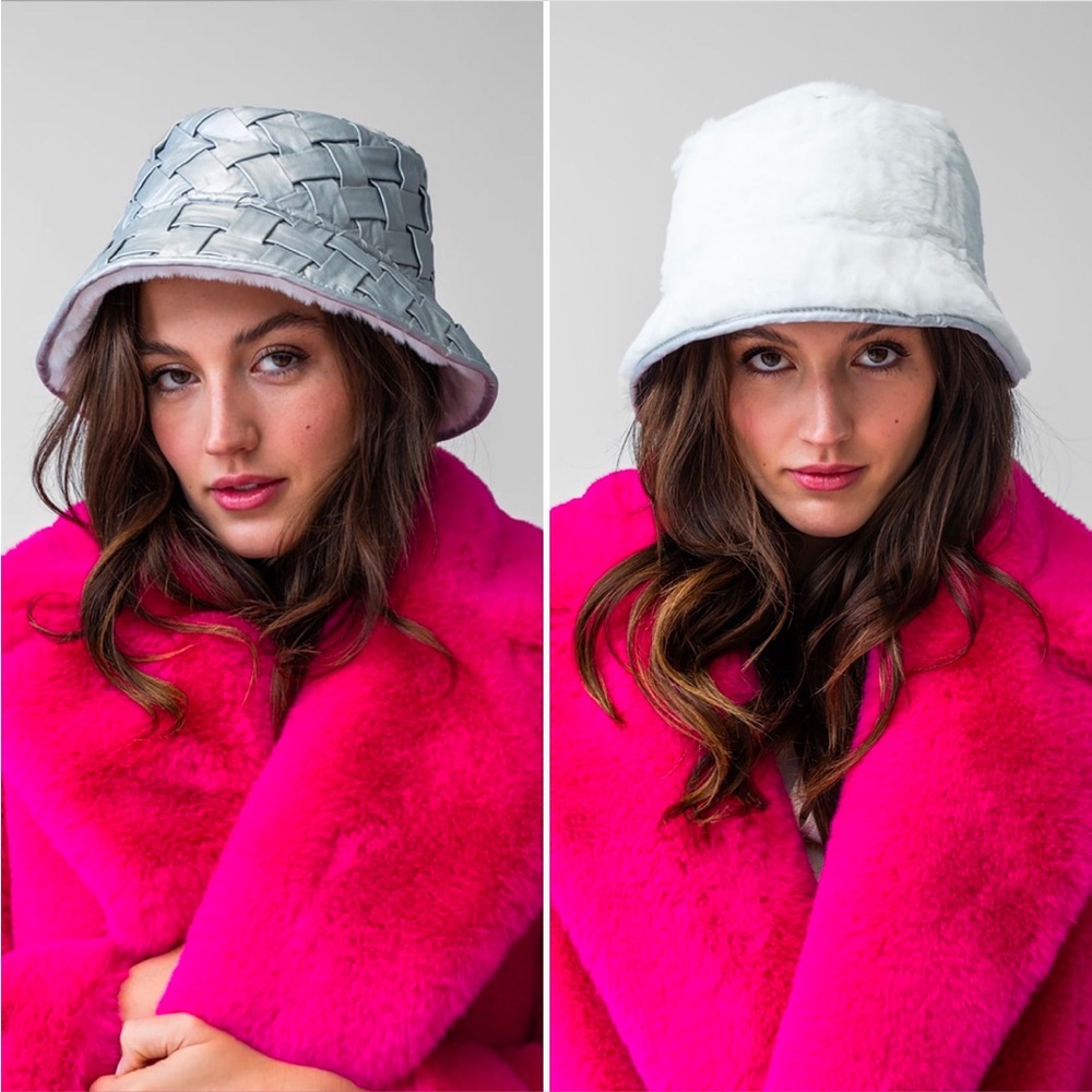 NWT Adrienne Landau Stylish Silver and White Bucket Hat